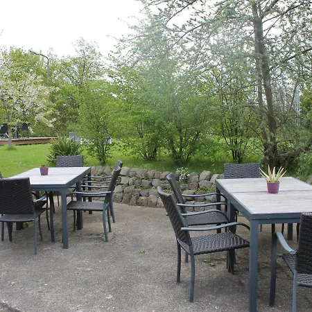 Charmante Mit Garten In Wiek Apartment