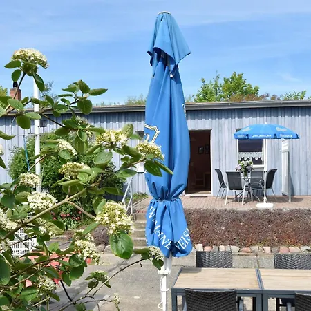 Apartment Charmante Mit Garten In Wiek