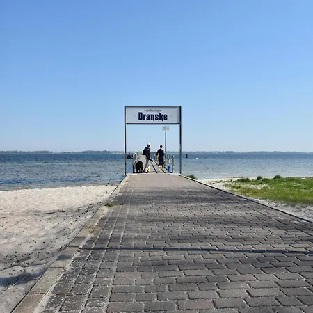 Apartment Charmante Mit Garten In Wiek Wiek auf Ruegen