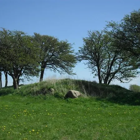 Charmante Mit Garten In Wiek * Wiek auf Ruegen